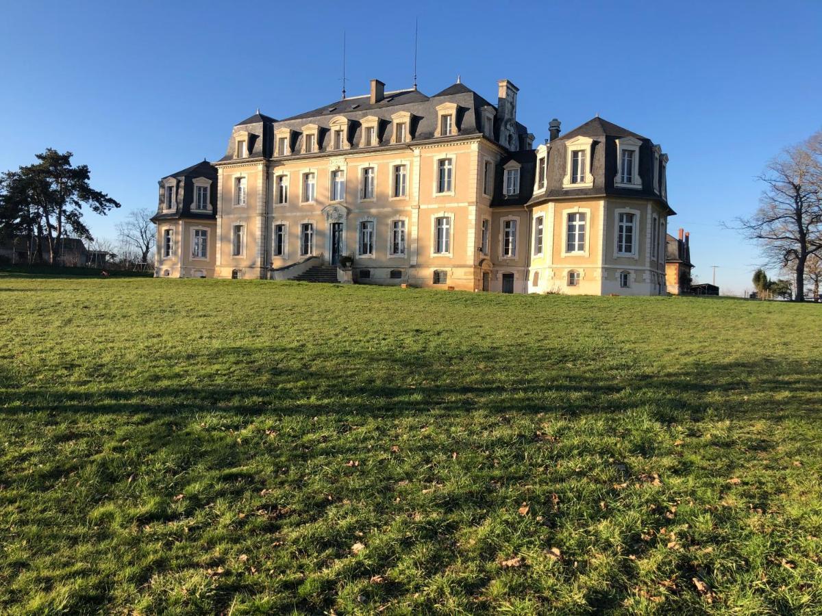 chambre romantique dans le château de la Bouchatte Chazemais Exterior foto